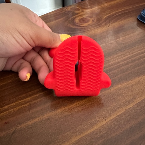 Mickey Mouse Desk Holder Bracket For Apple Watch ⌚️ BRAND NEW🤩🥳 - Picture 2 of 5